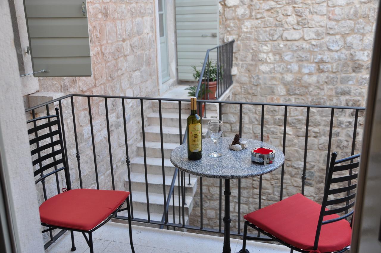 Villa Mama - Traditional Apartments In Omis, Free Parking Εξωτερικό φωτογραφία