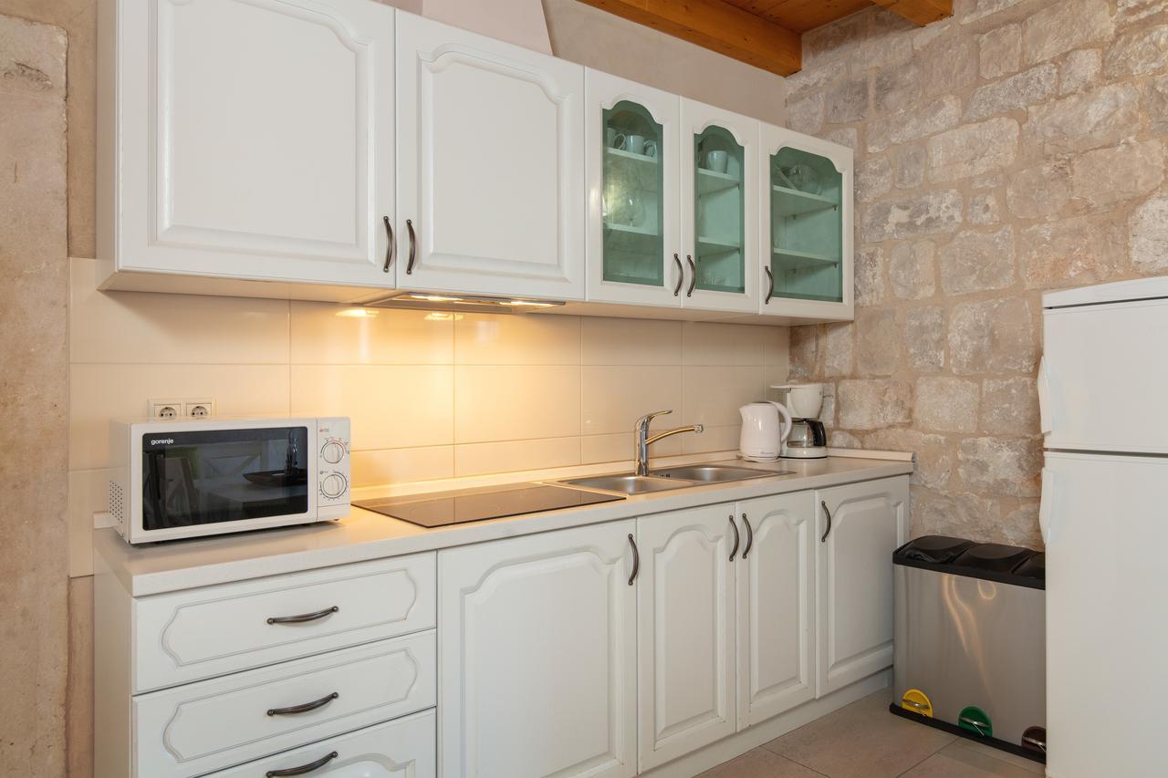Villa Mama - Traditional Apartments In Omis, Free Parking Εξωτερικό φωτογραφία