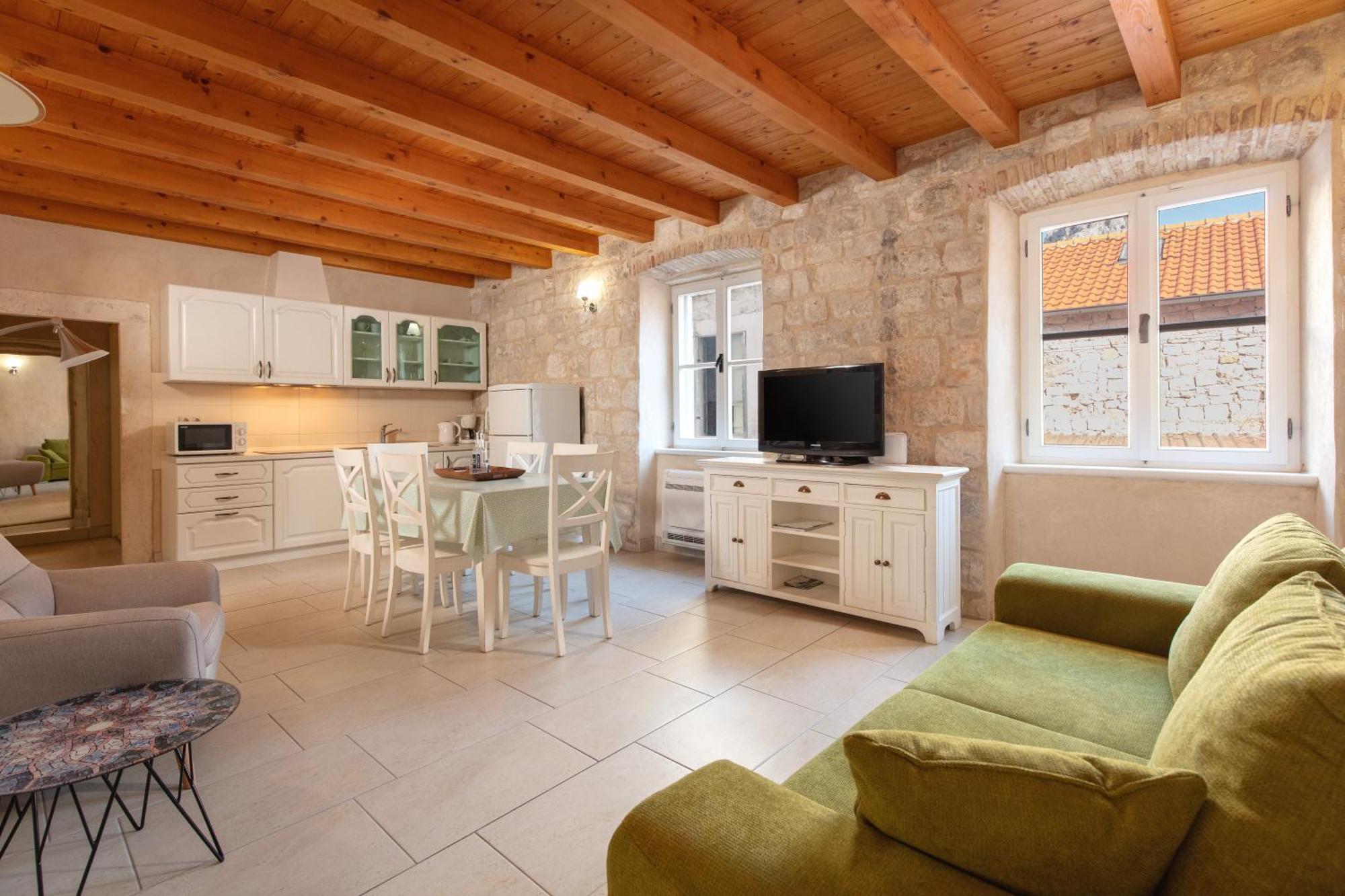 Villa Mama - Traditional Apartments In Omis, Free Parking Εξωτερικό φωτογραφία