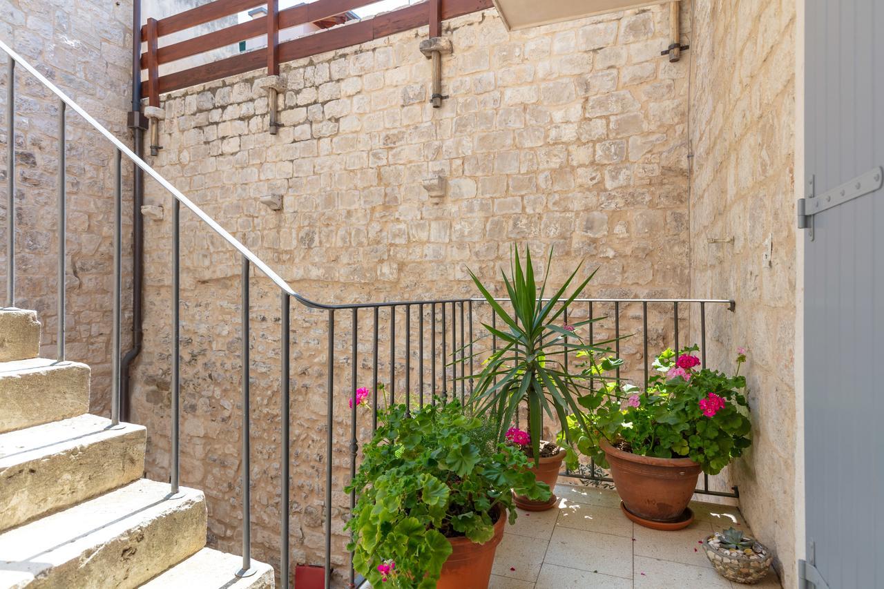 Villa Mama - Traditional Apartments In Omis, Free Parking Εξωτερικό φωτογραφία