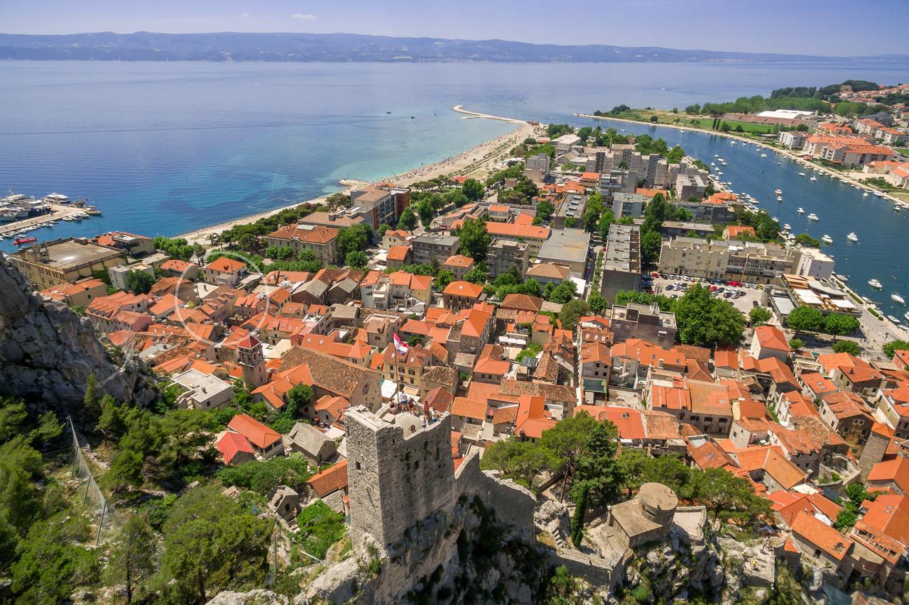 Villa Mama - Traditional Apartments In Omis, Free Parking Εξωτερικό φωτογραφία